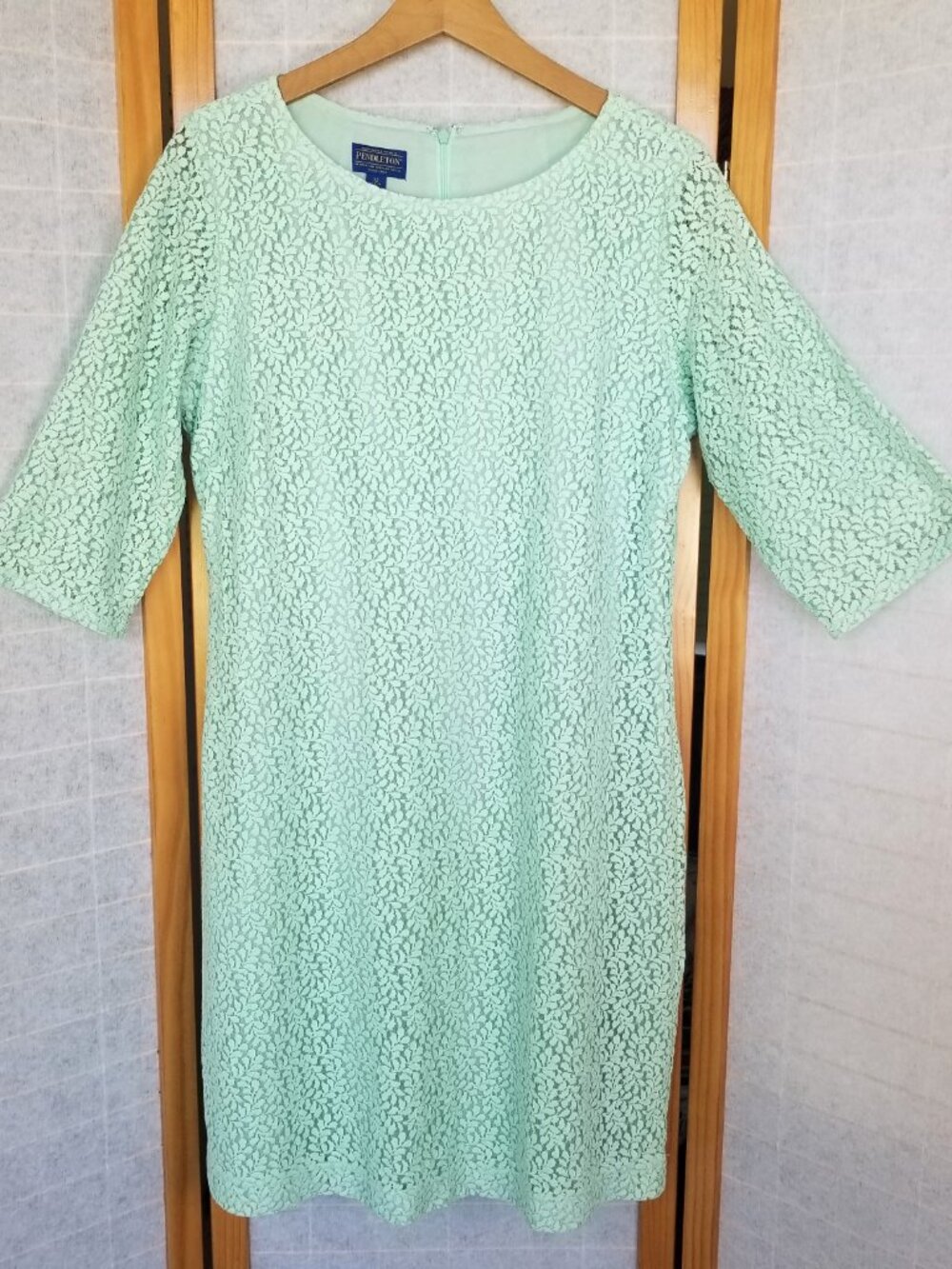 Pendleton Mint Green Lace Shift Dress Half Sleeves Size 12 Petite Lined